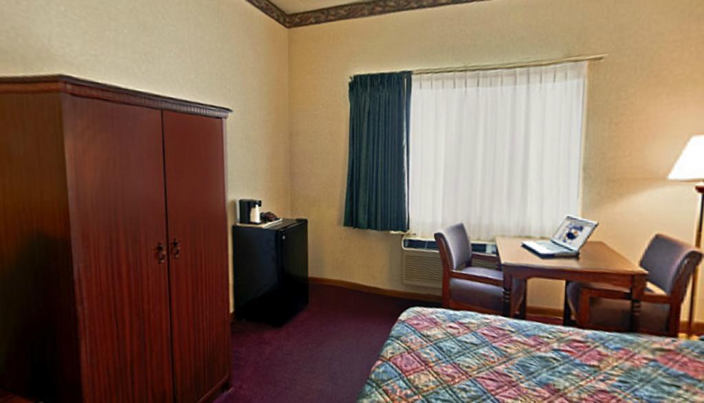 Americas Best Value Inn Waukegan Eksteriør billede
